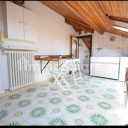 Monolocale Mansardato Апартаменты *