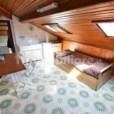 Апартаменты Monolocale Mansardato *