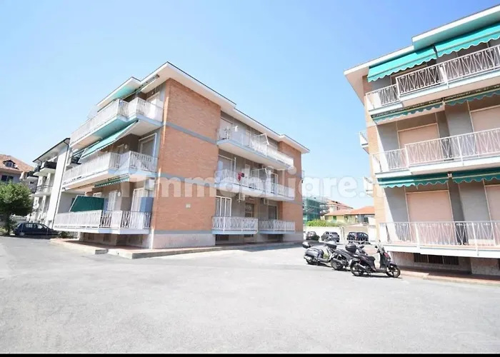 Апартаменты Monolocale Mansardato Диано-Марина